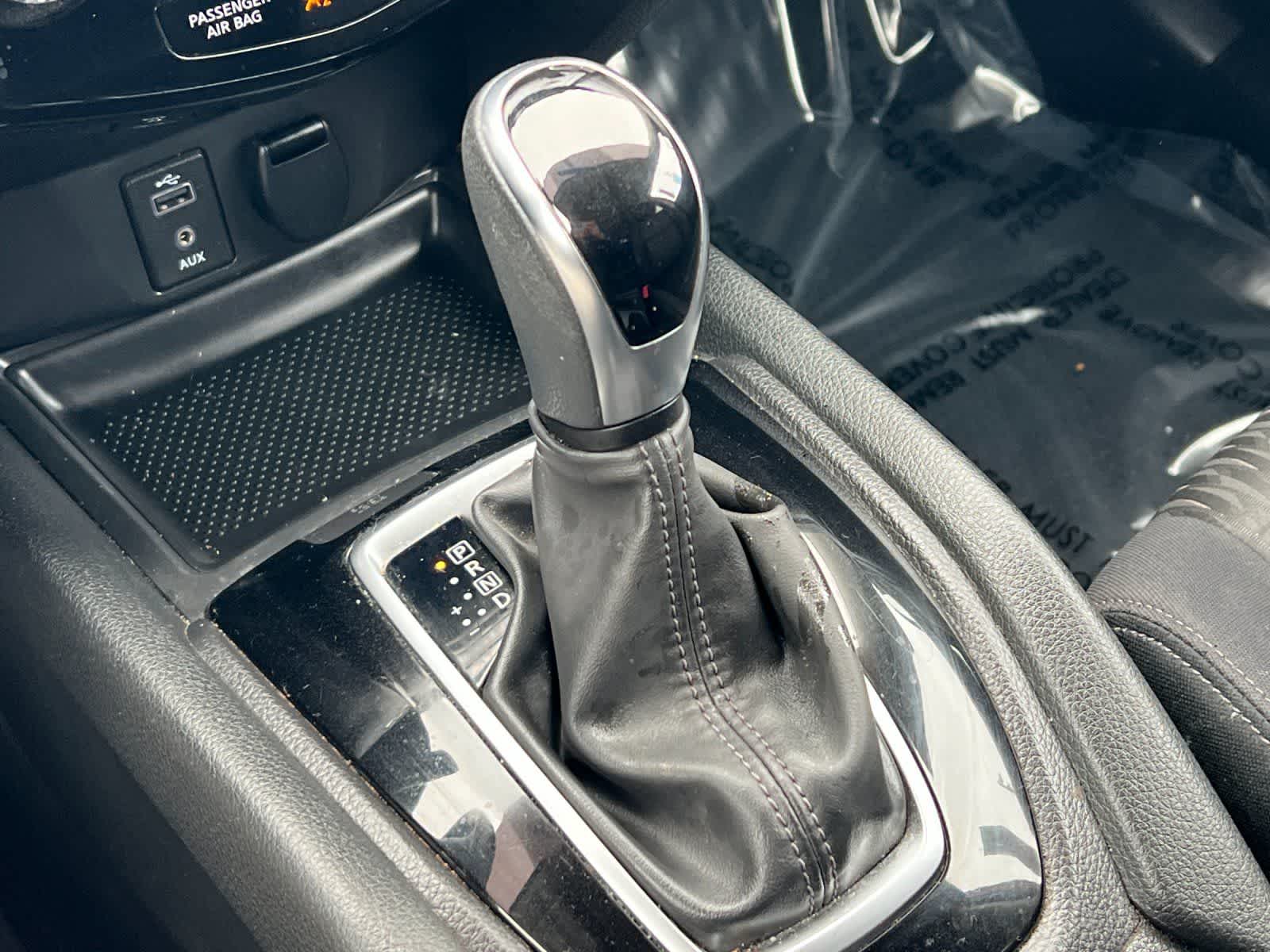 Thumbnail: 2017 Nissan Rogue - 22