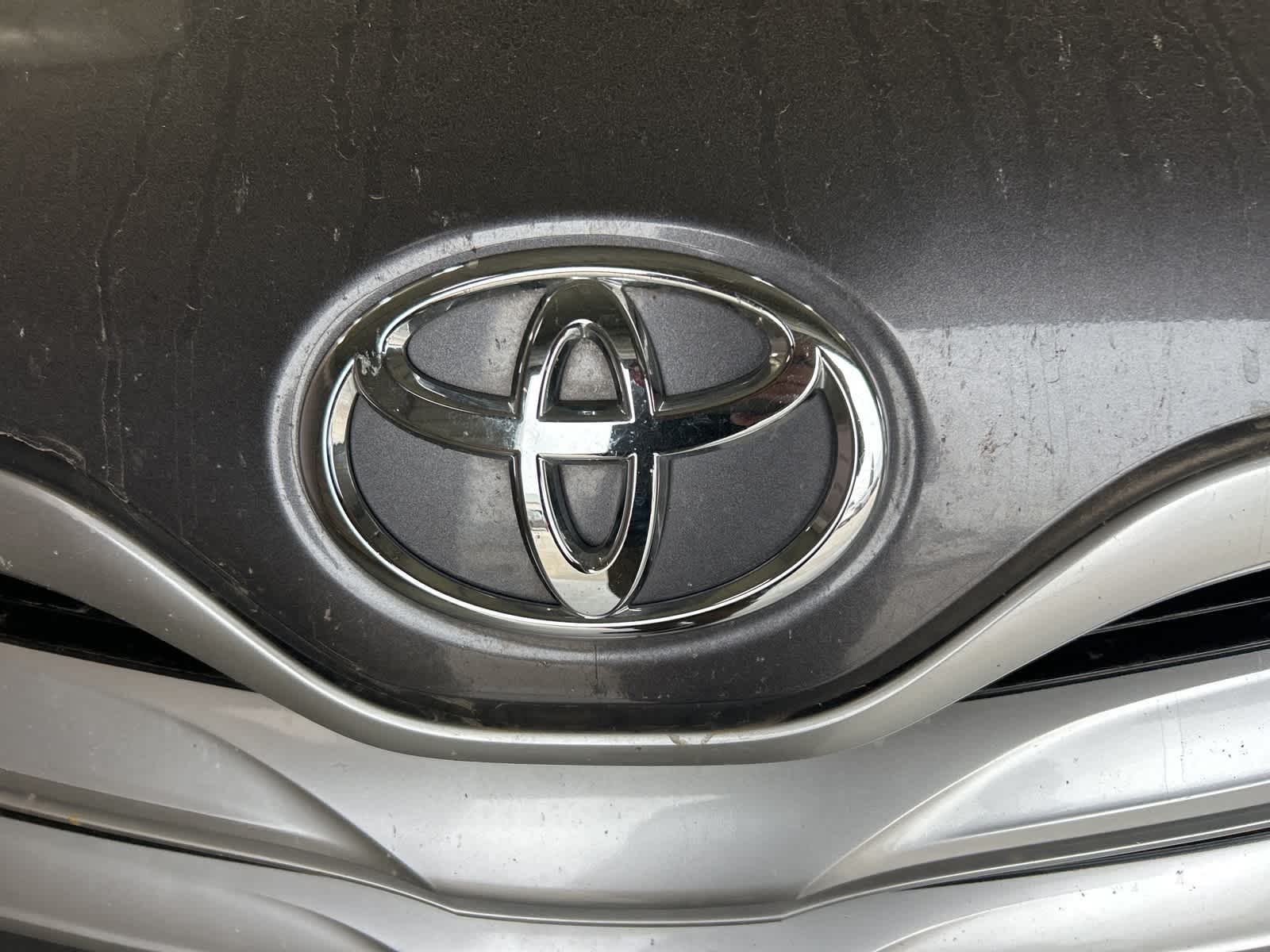 Thumbnail: 2014 Toyota Venza - 3