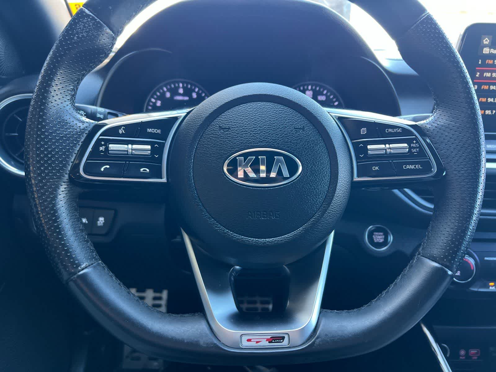 Thumbnail: 2021 Kia Forte - 23