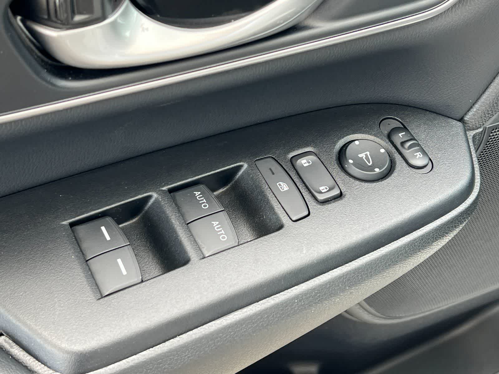 Thumbnail: 2021 Honda CR-V - 14