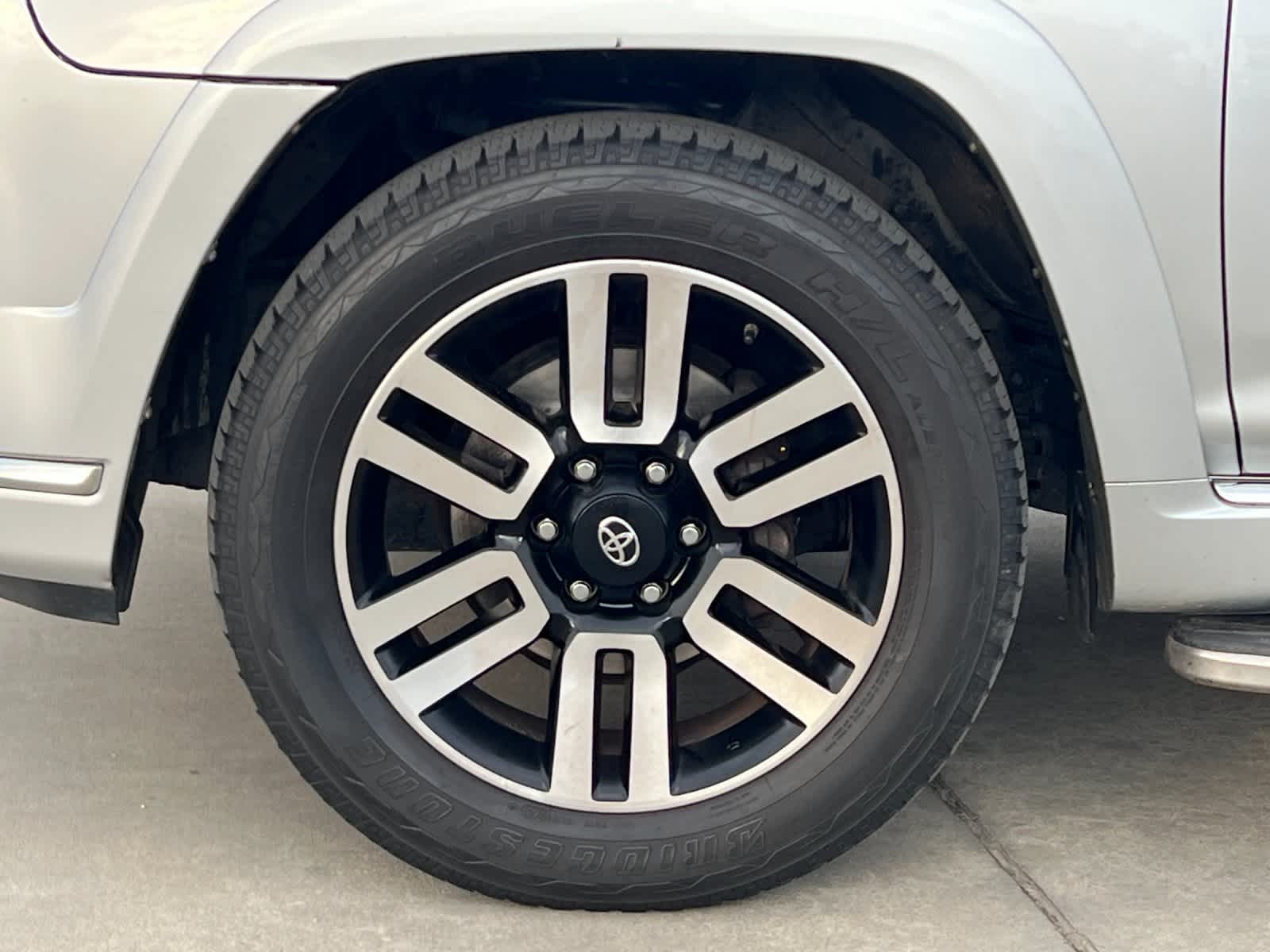 Thumbnail: 2016 Toyota 4Runner - 28