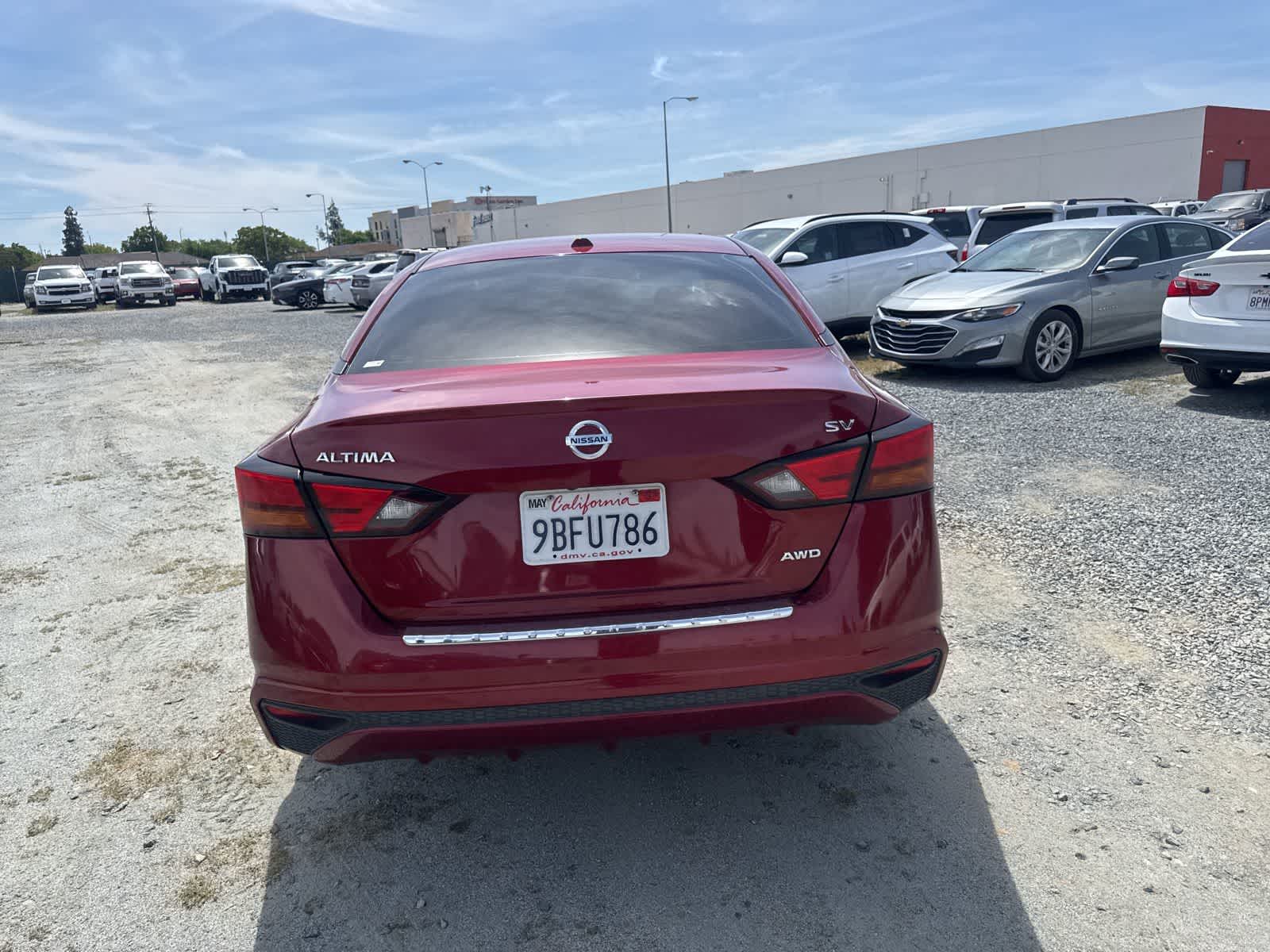 2022 Nissan Altima 2.5 SV photo 4