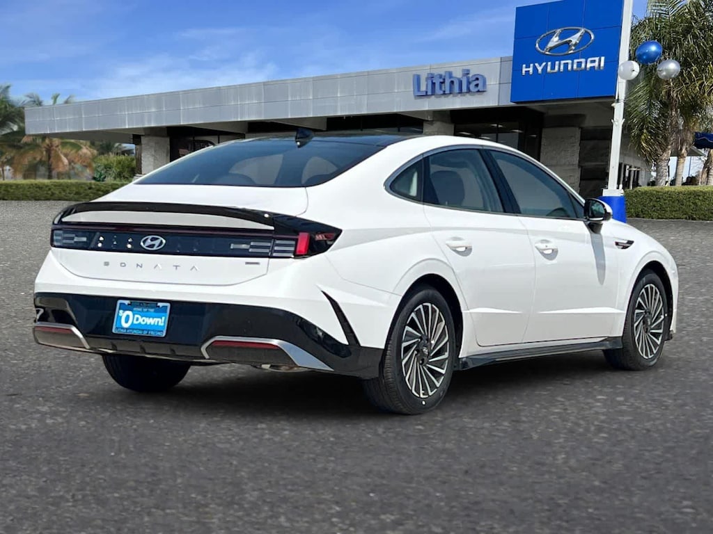 New 2026 Hyundai Sonata Hybrid SEL Sedan