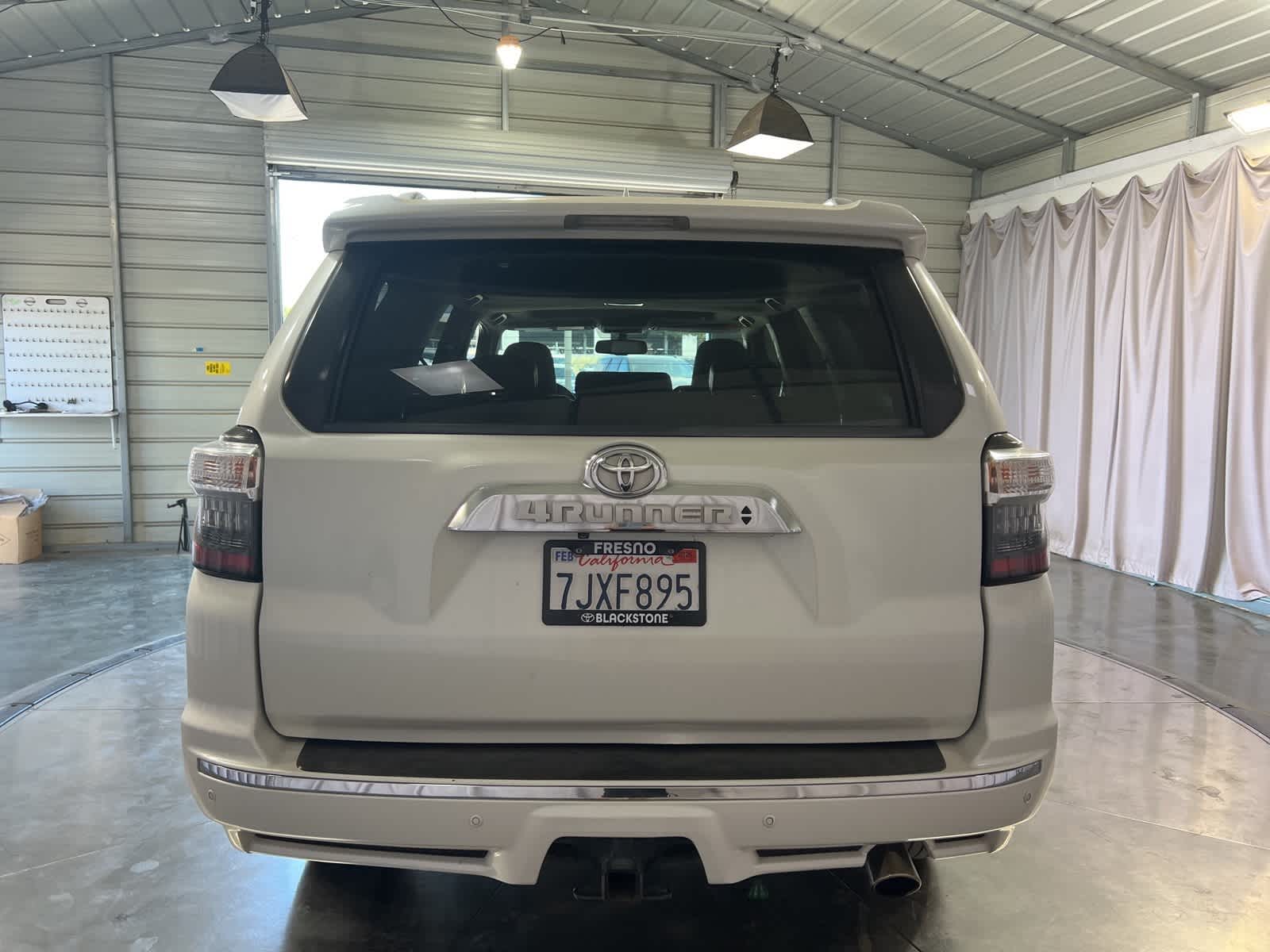 Thumbnail: 2015 Toyota 4Runner - 6