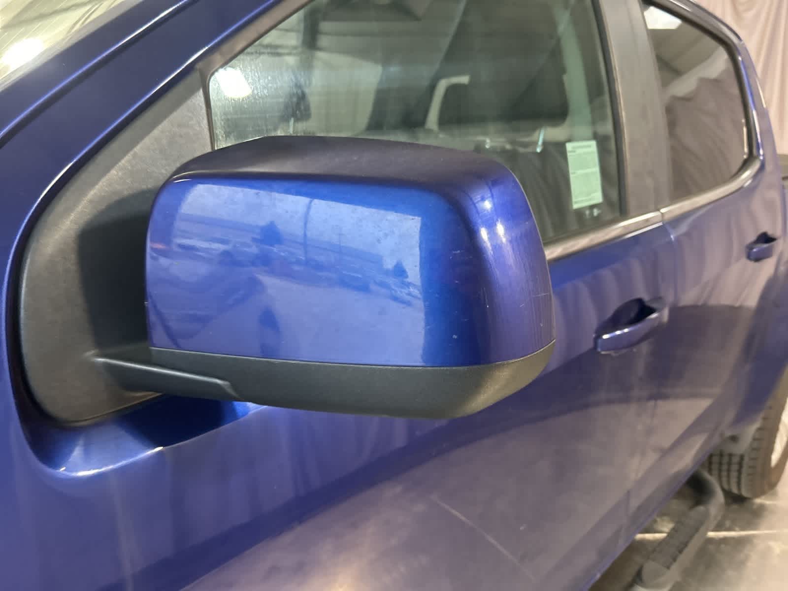 Thumbnail: 2016 Chevrolet Colorado - 17