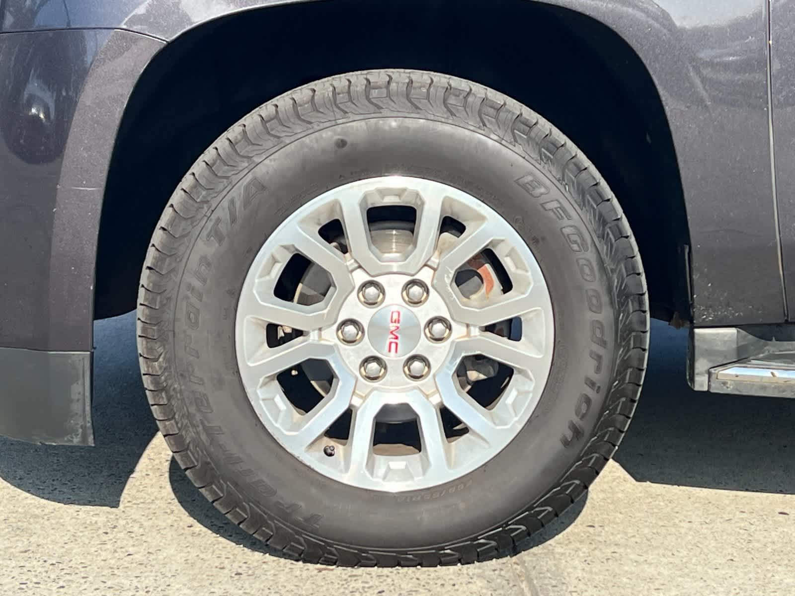 Thumbnail: 2017 GMC Yukon XL - 26