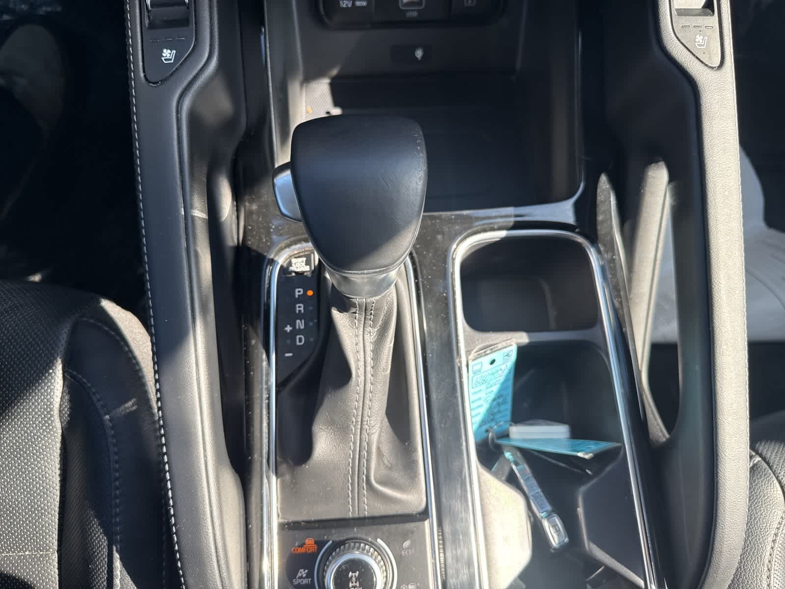 Thumbnail: 2022 Kia Telluride - 25