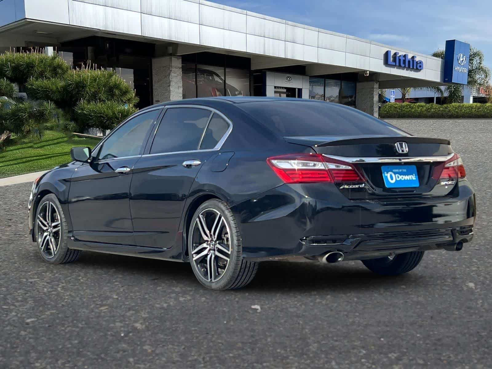 Thumbnail: 2017 Honda Accord - 7