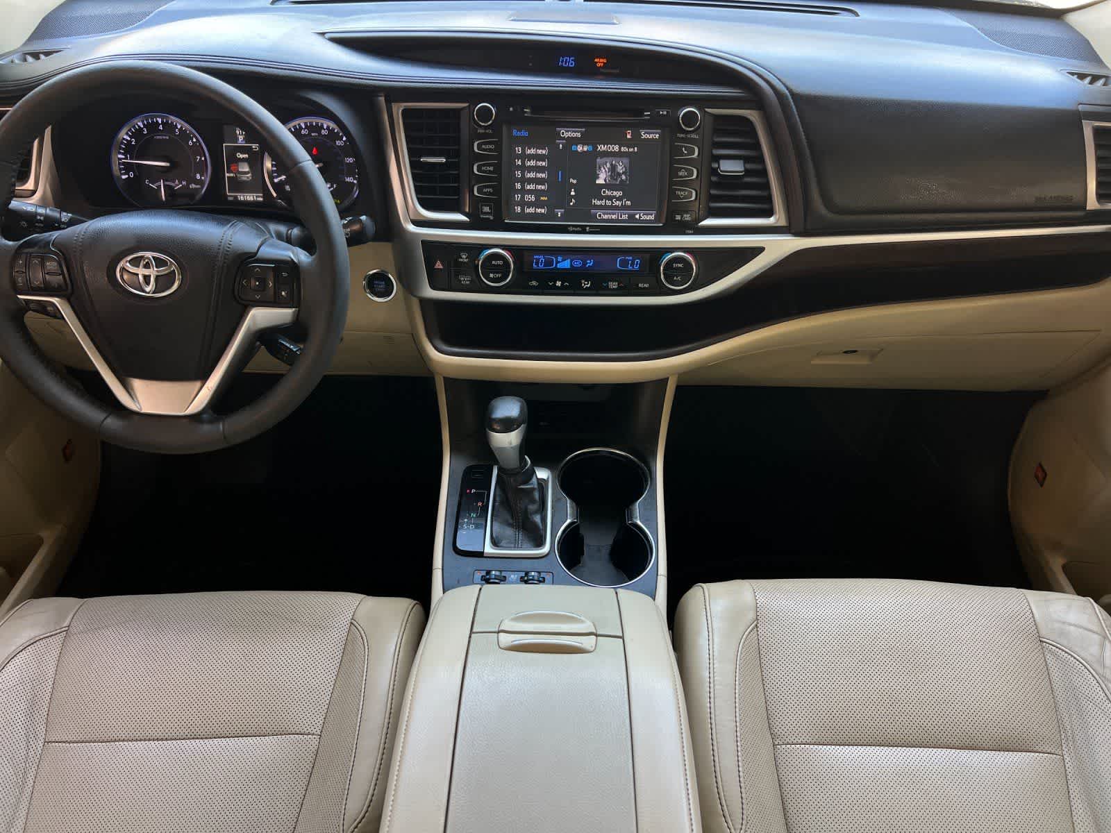 Thumbnail: 2015 Toyota Highlander - 3