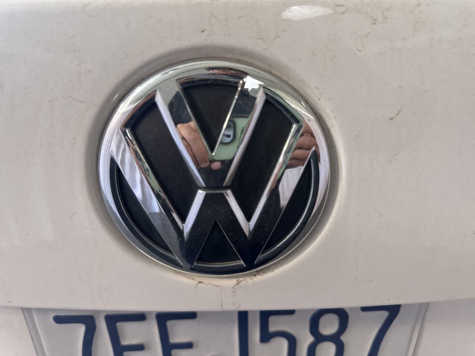Thumbnail: 2012 Volkswagen Passat - 13