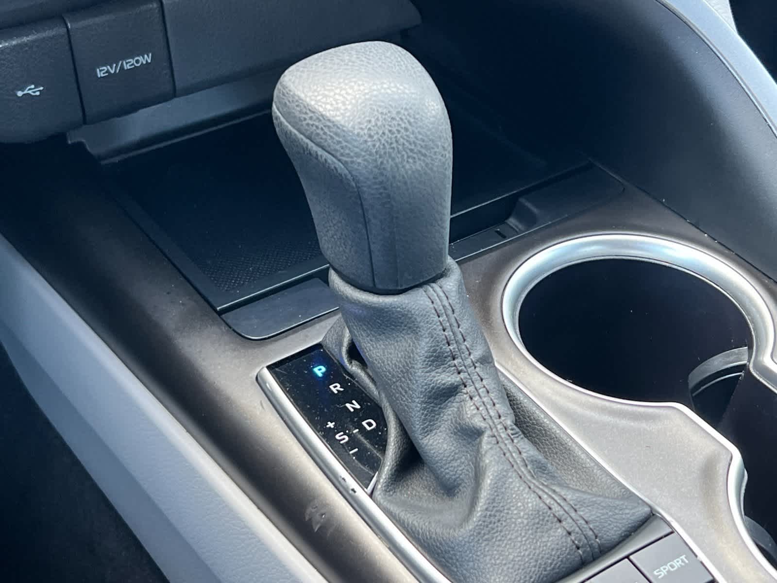 2024 Toyota Camry LE 20