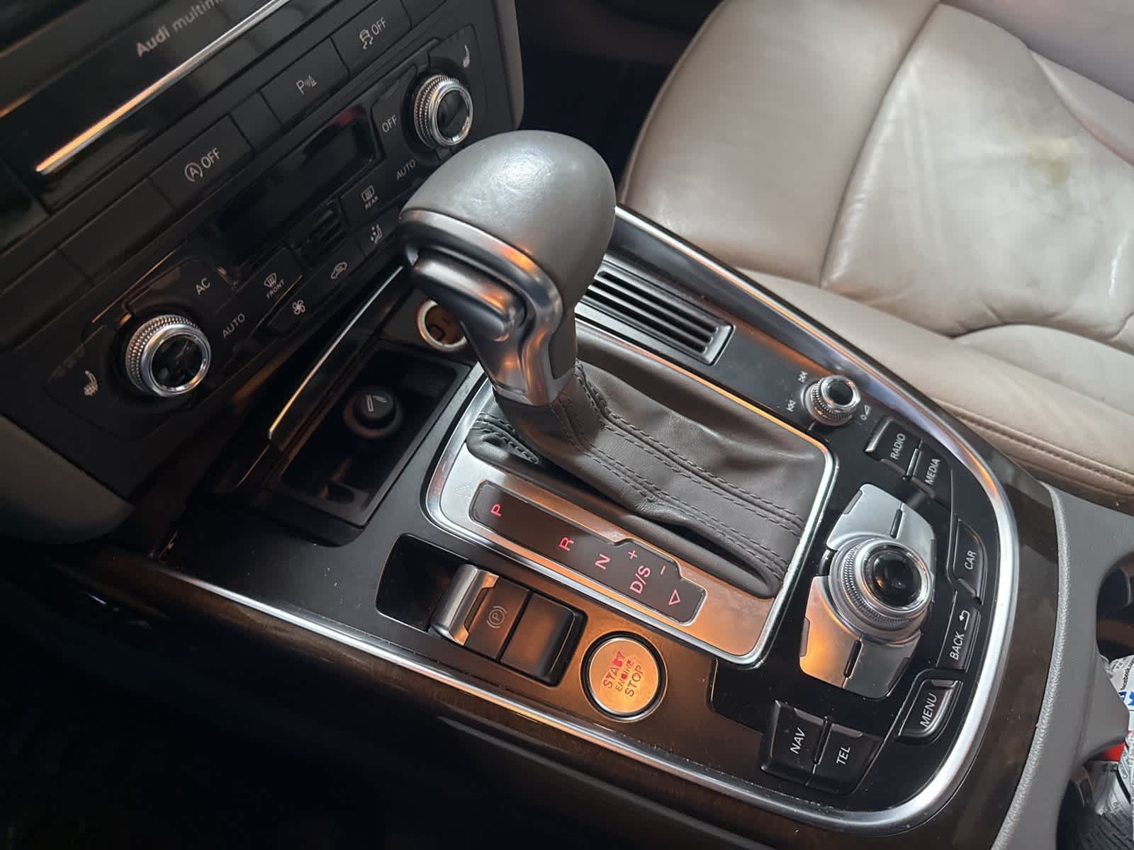 Thumbnail: 2014 Audi Q5 - 25