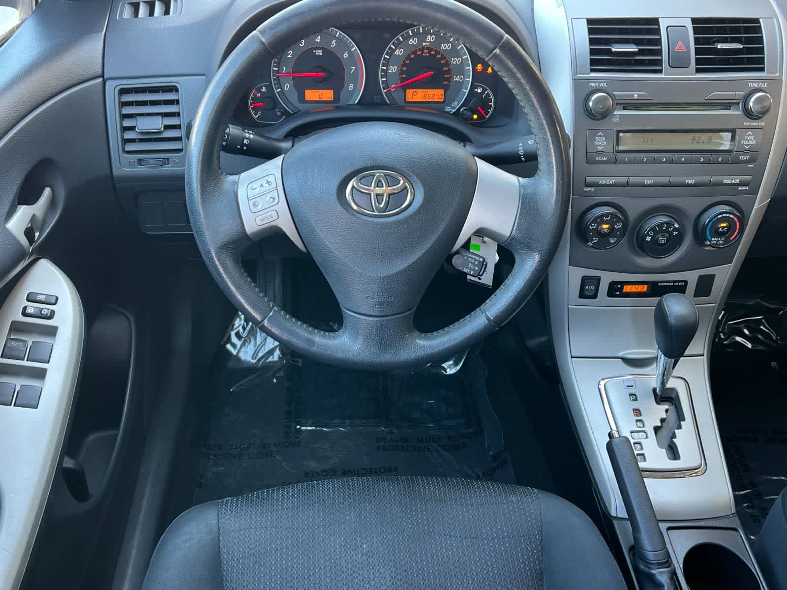 Thumbnail: 2010 Toyota Corolla - 15