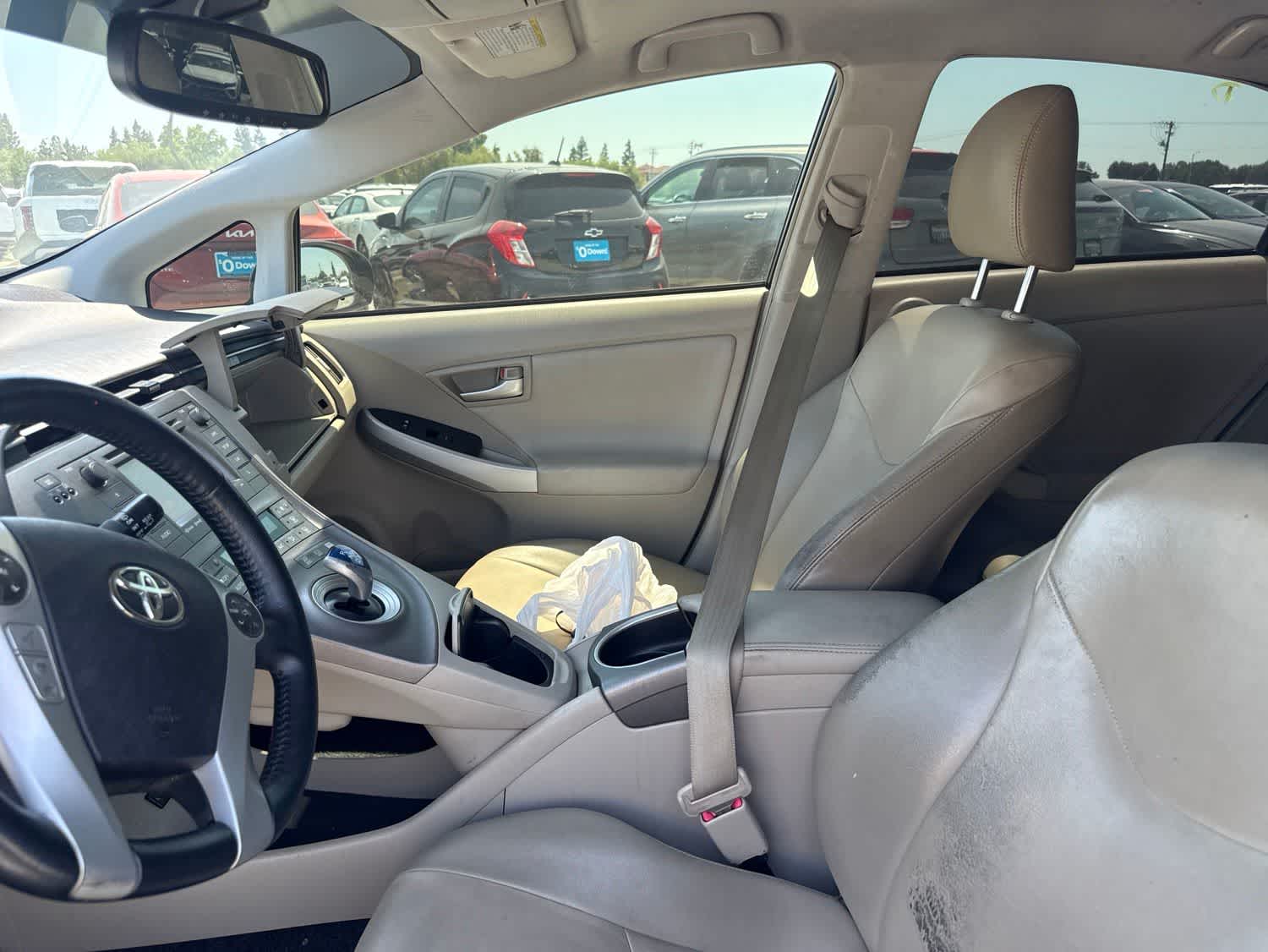Thumbnail: 2012 Toyota Prius - 19