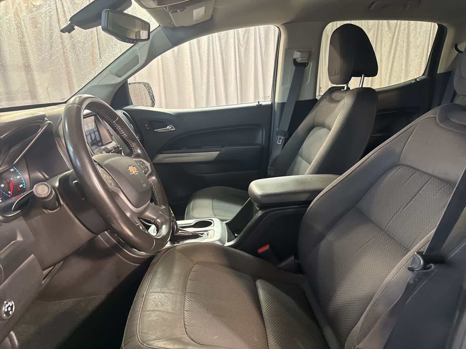 Thumbnail: 2016 Chevrolet Colorado - 20