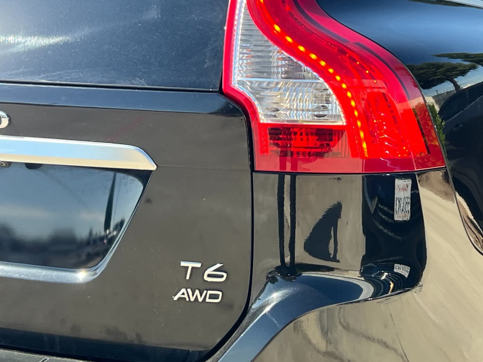 Thumbnail: 2017 Volvo XC60 - 28