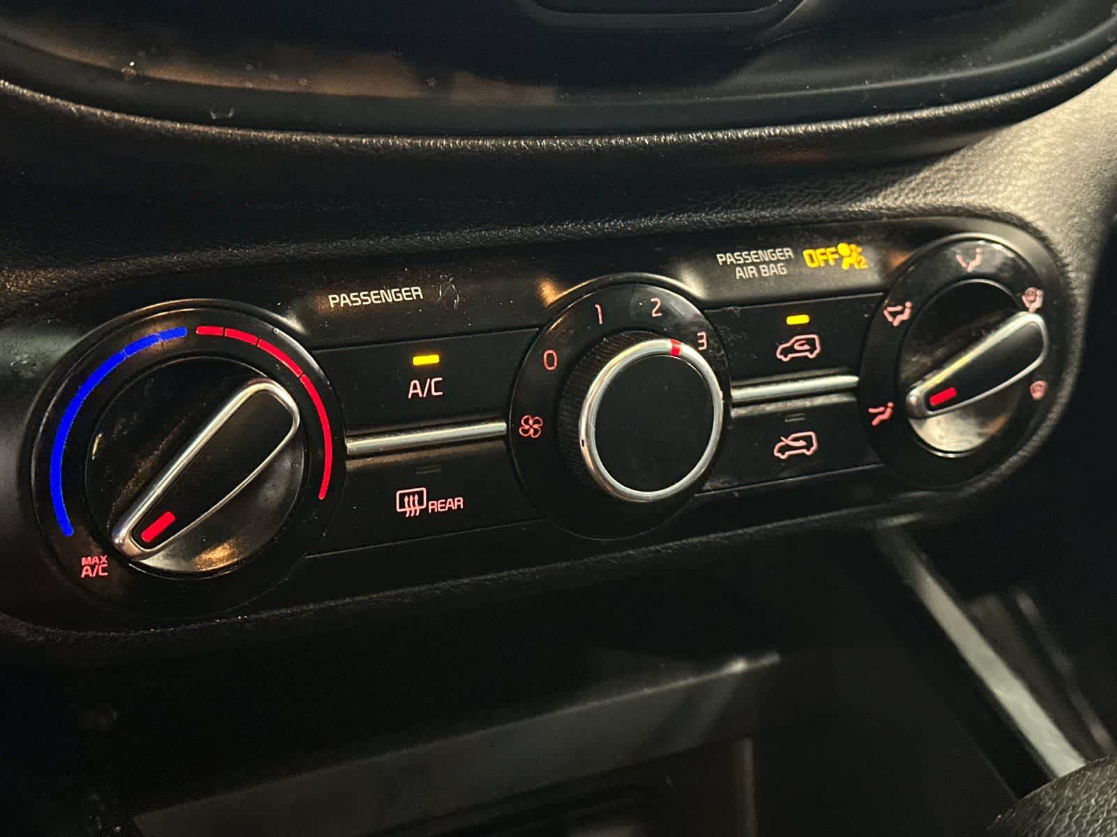 Thumbnail: 2020 Kia Soul - 21