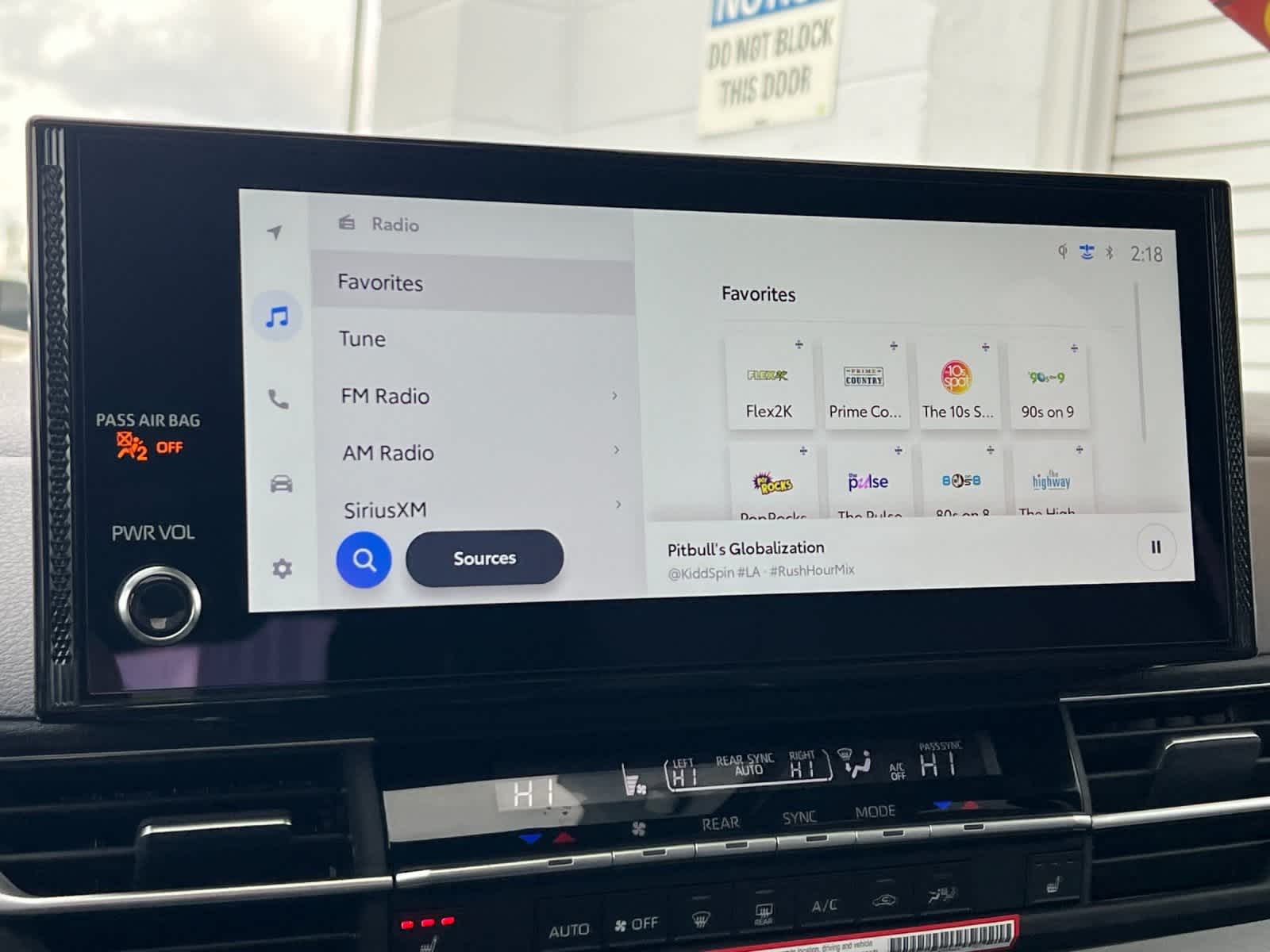 Thumbnail: 2026 Toyota Sienna - 20