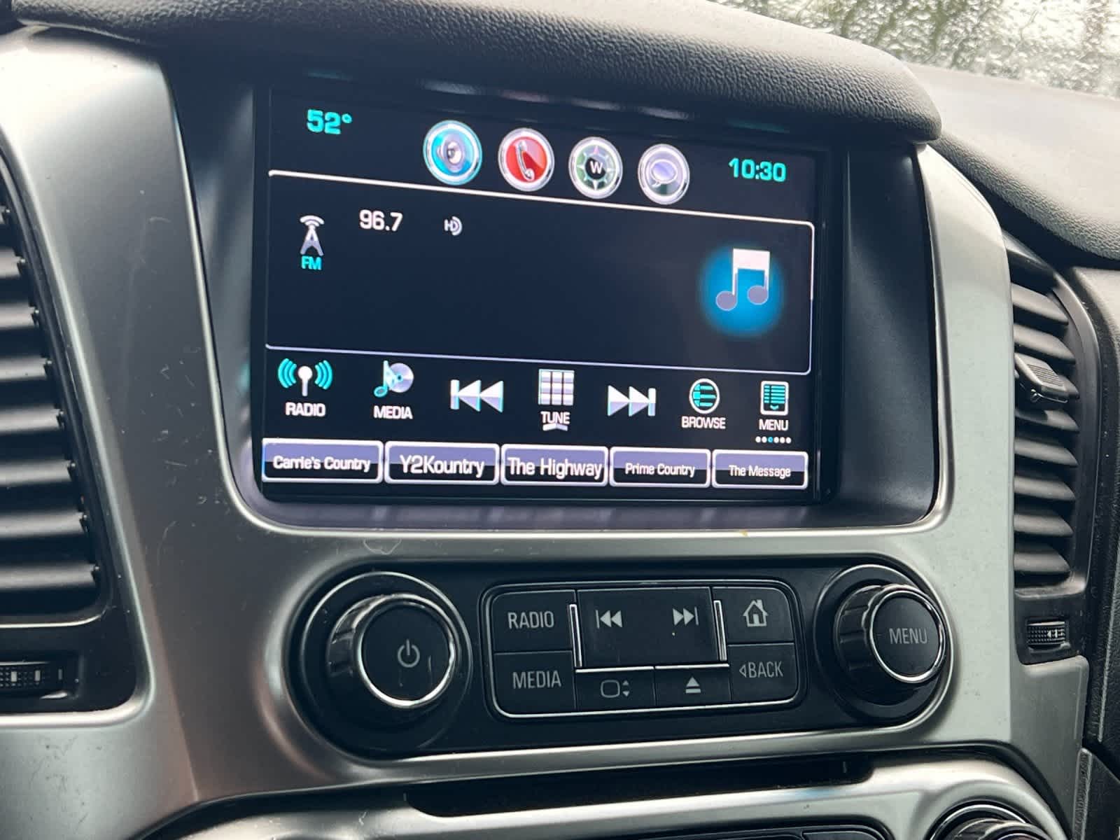 Thumbnail: 2017 Chevrolet Tahoe - 19