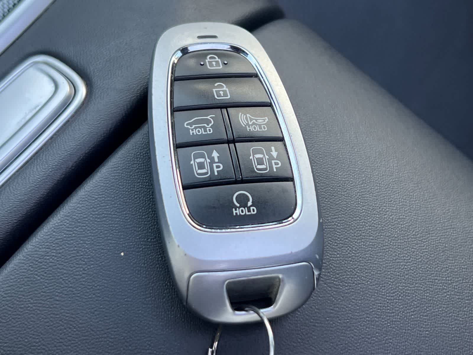 Thumbnail: 2023 Hyundai Santa Fe - 29