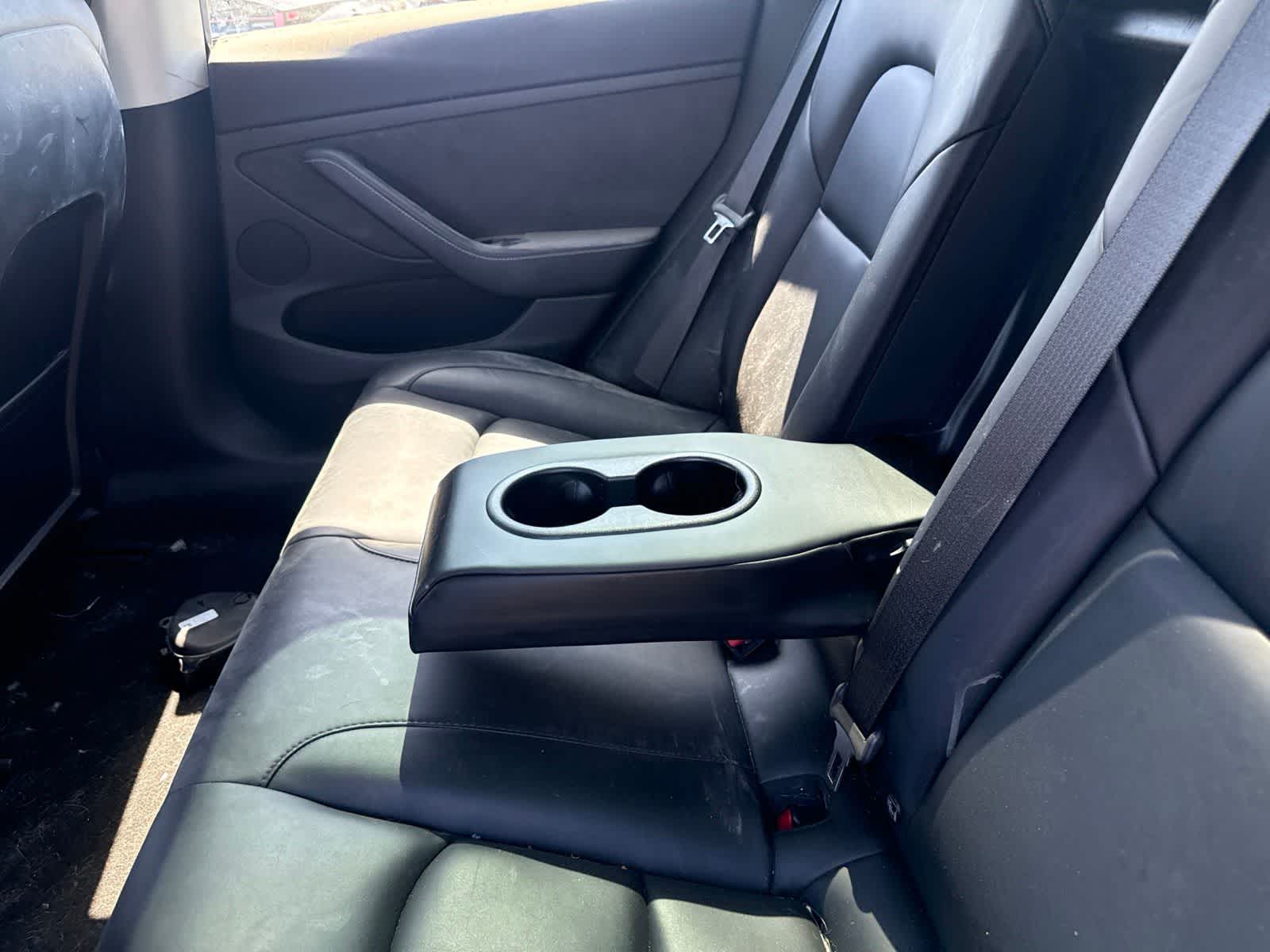 Thumbnail: 2021 Tesla Model 3 - 14