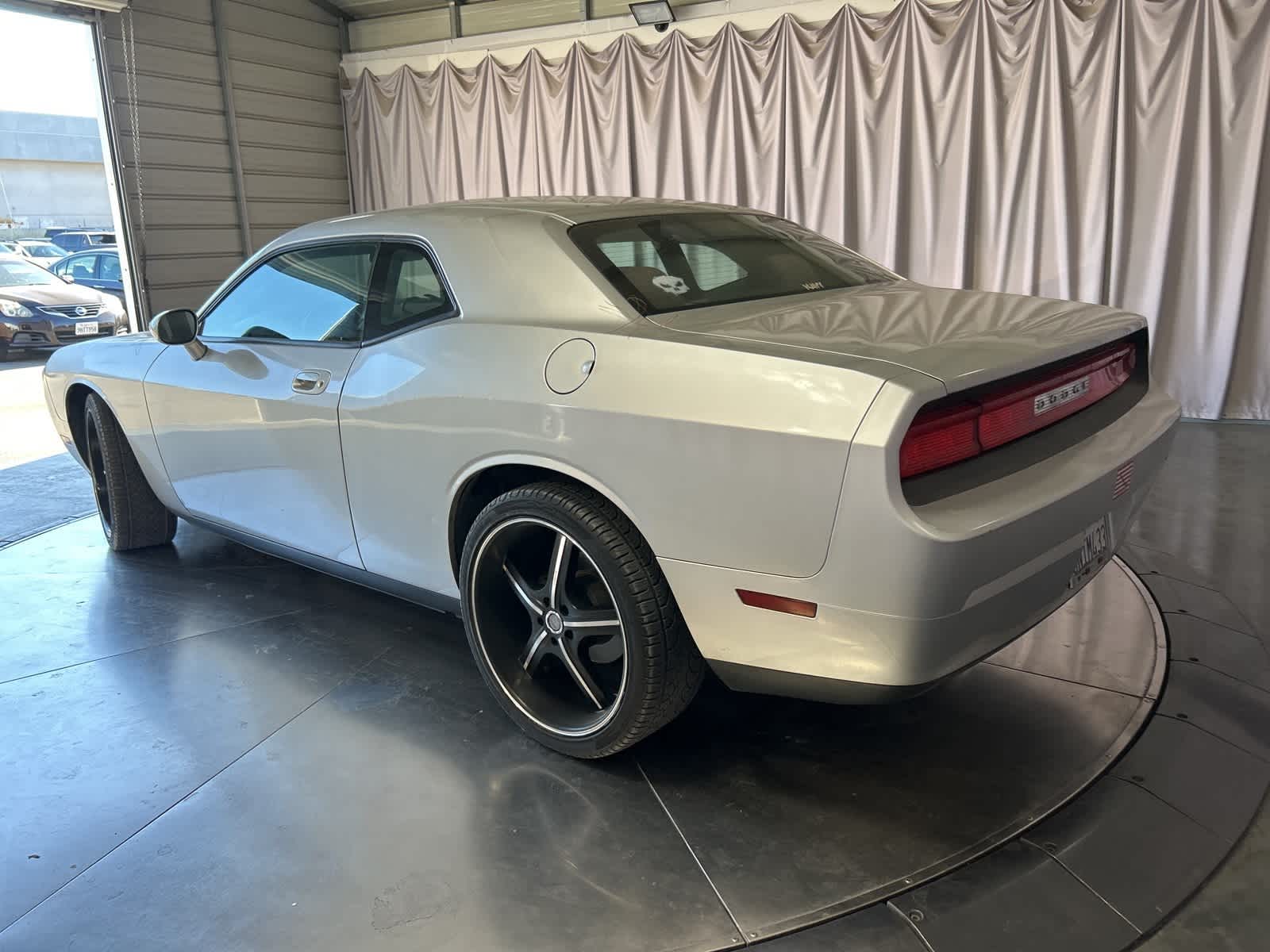 Thumbnail: 2010 Dodge Challenger - 12