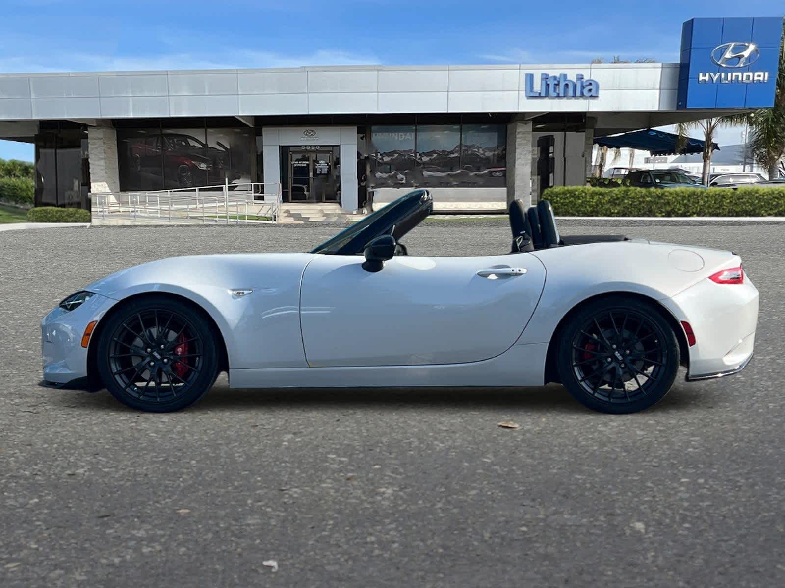 Thumbnail: 2016 Mazda MX-5 Miata - 5