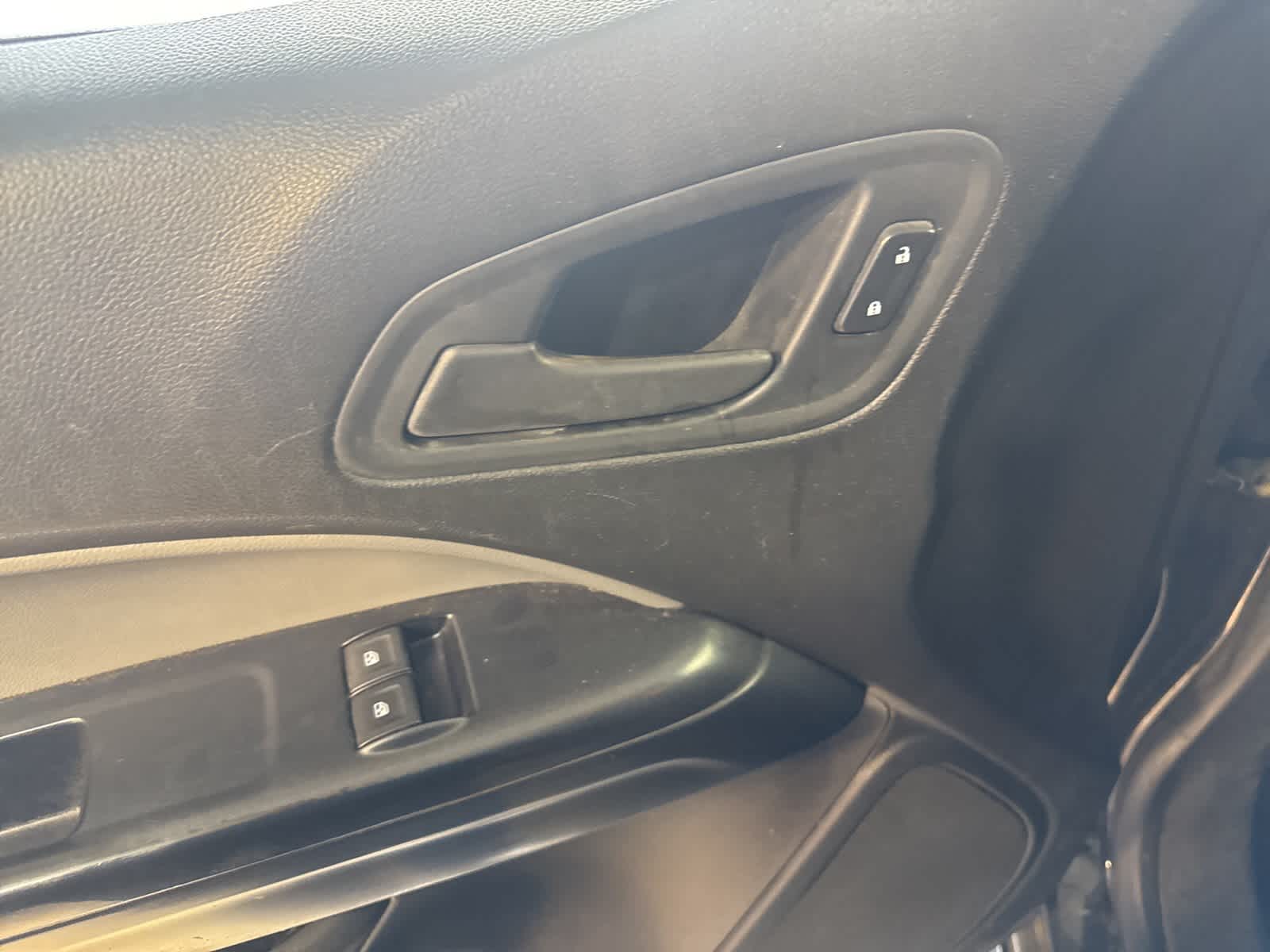 Thumbnail: 2015 Chevrolet Colorado - 17