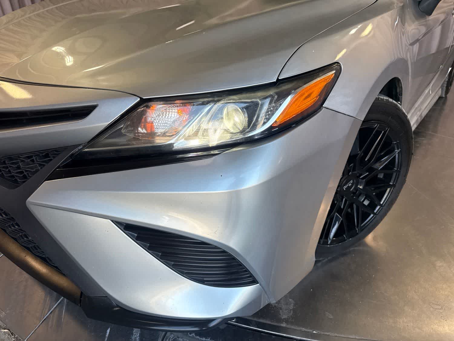 Thumbnail: 2018 Toyota Camry - 9