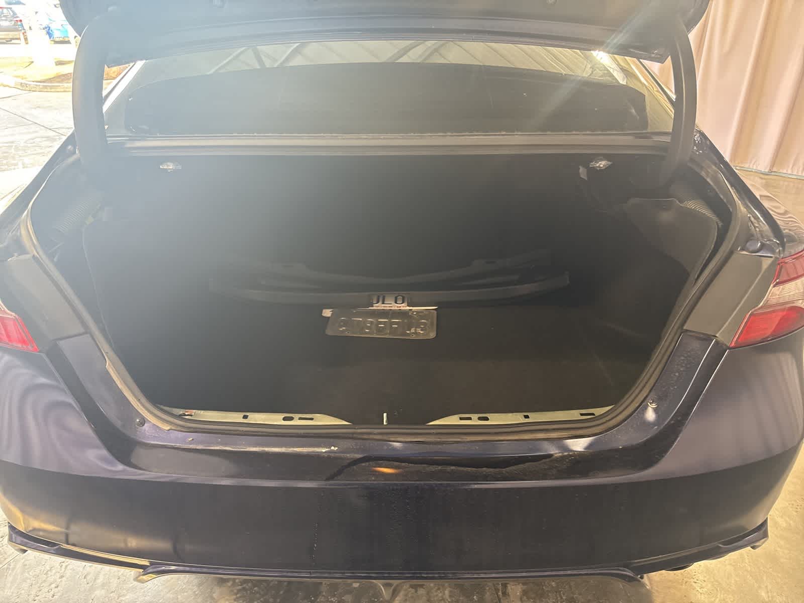 Thumbnail: 2021 Toyota Camry - 14