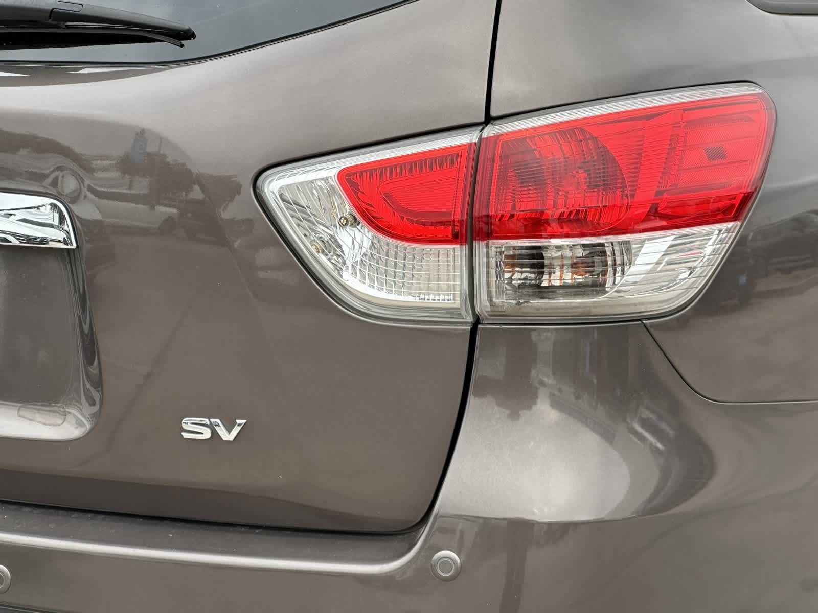 Thumbnail: 2015 Nissan Pathfinder - 26