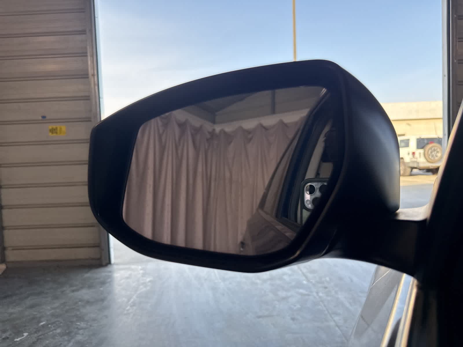 Thumbnail: 2017 Nissan Sentra - 26