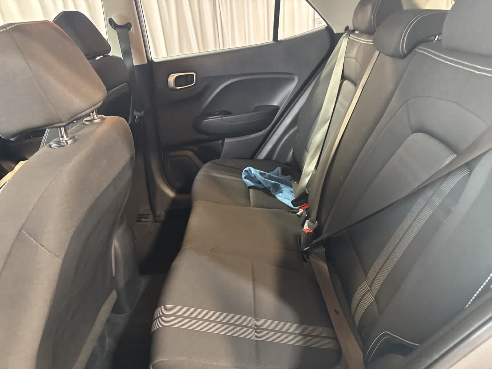 Thumbnail: 2023 Hyundai Venue - 12