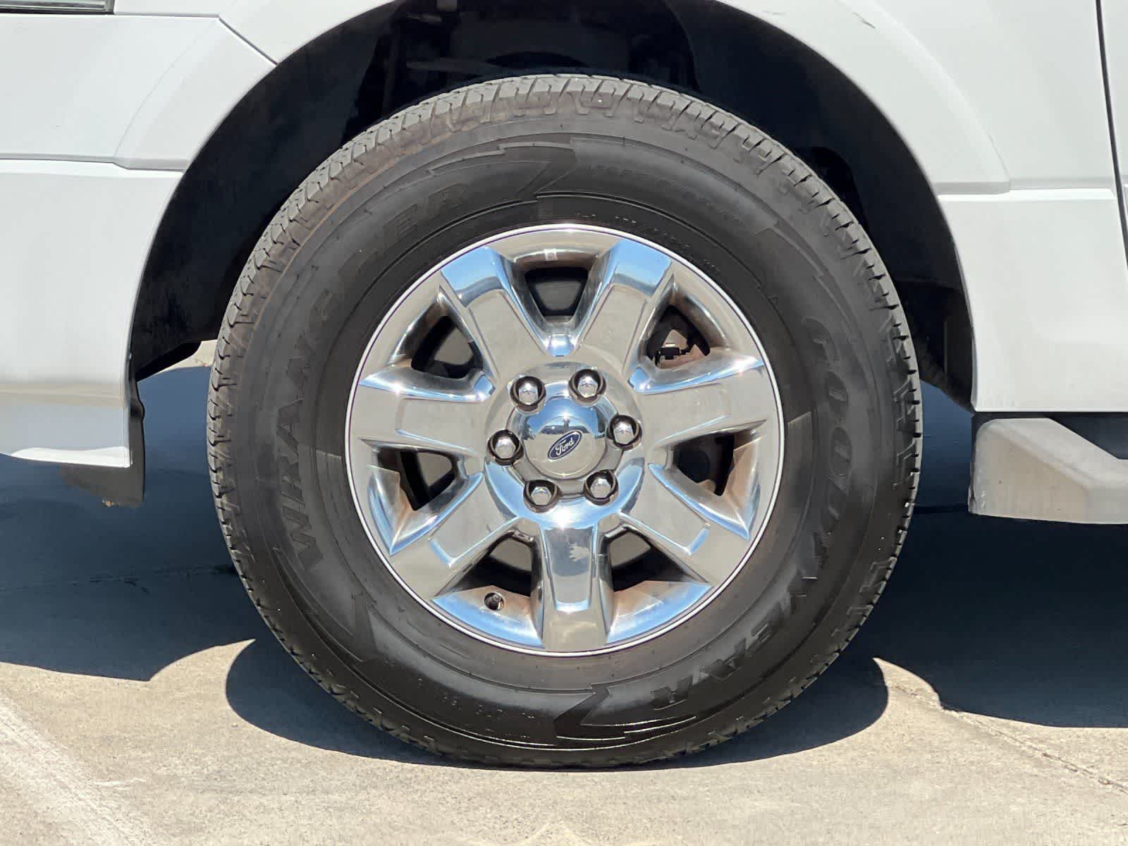 Thumbnail: 2011 Ford Expedition - 27