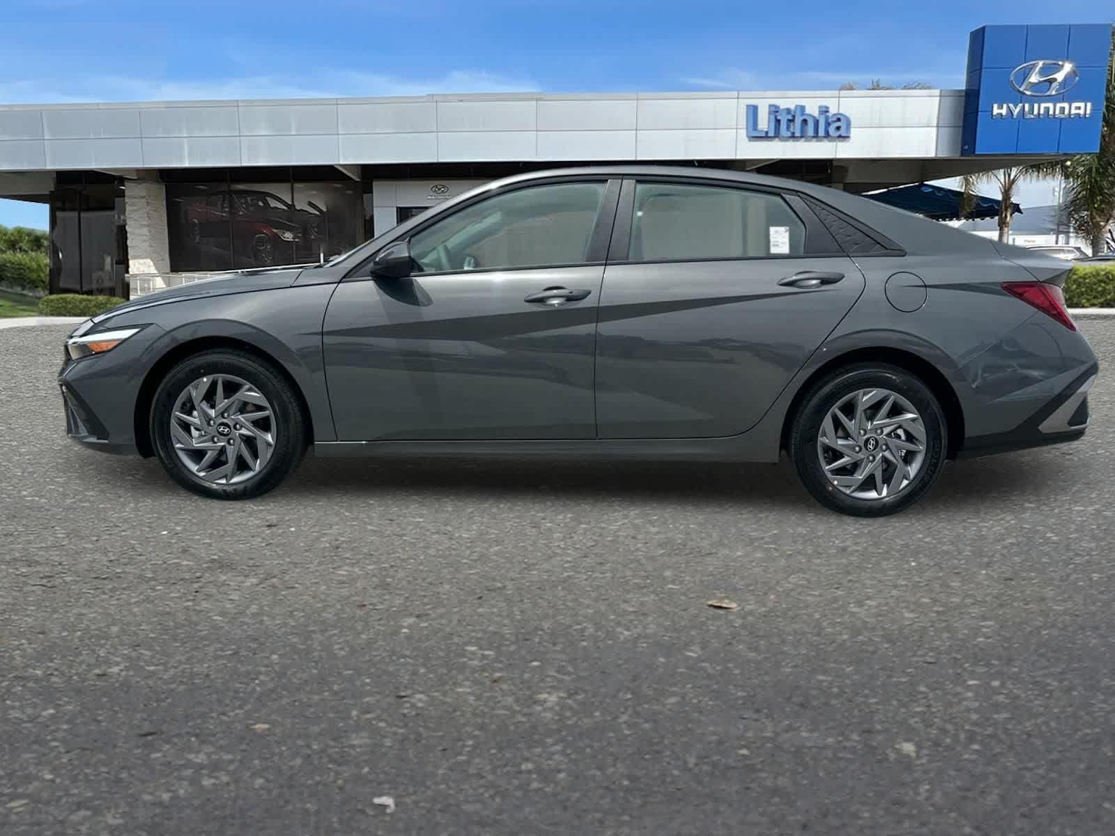Thumbnail: 2026 Hyundai Elantra - 6