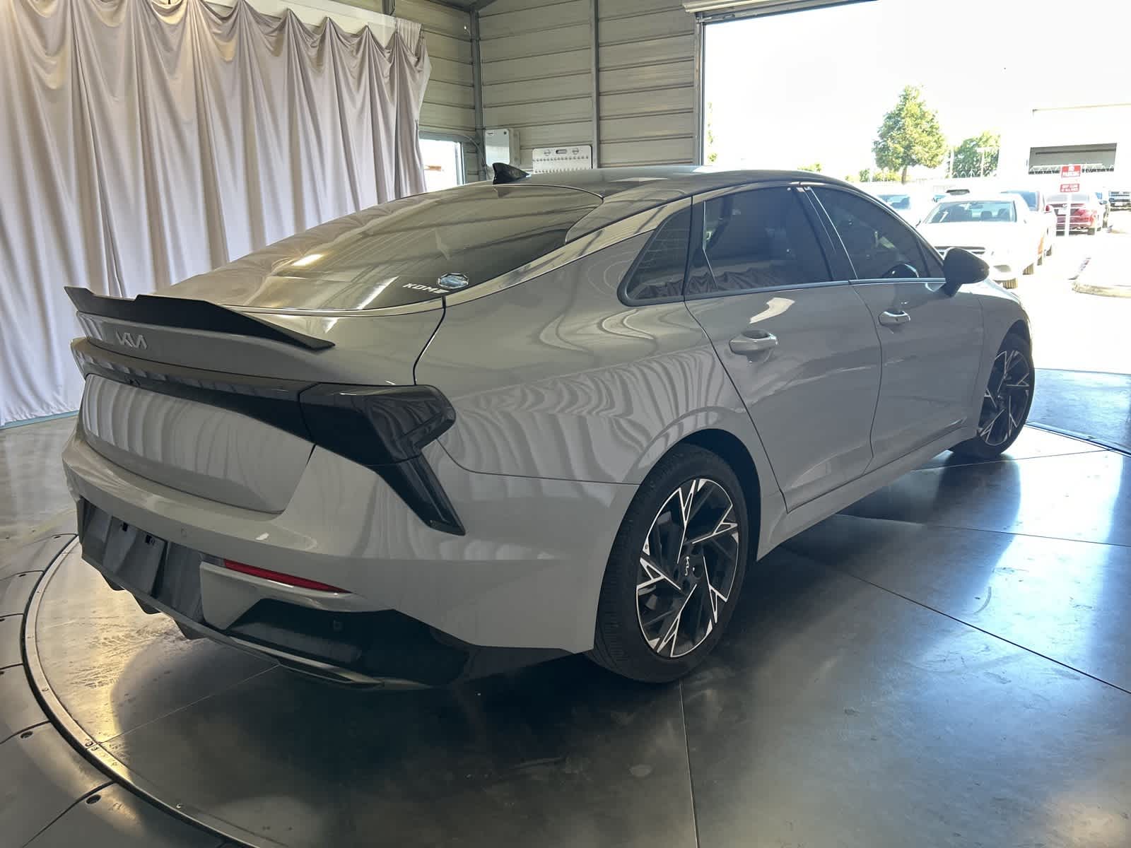 Thumbnail: 2025 Kia K5 - 8