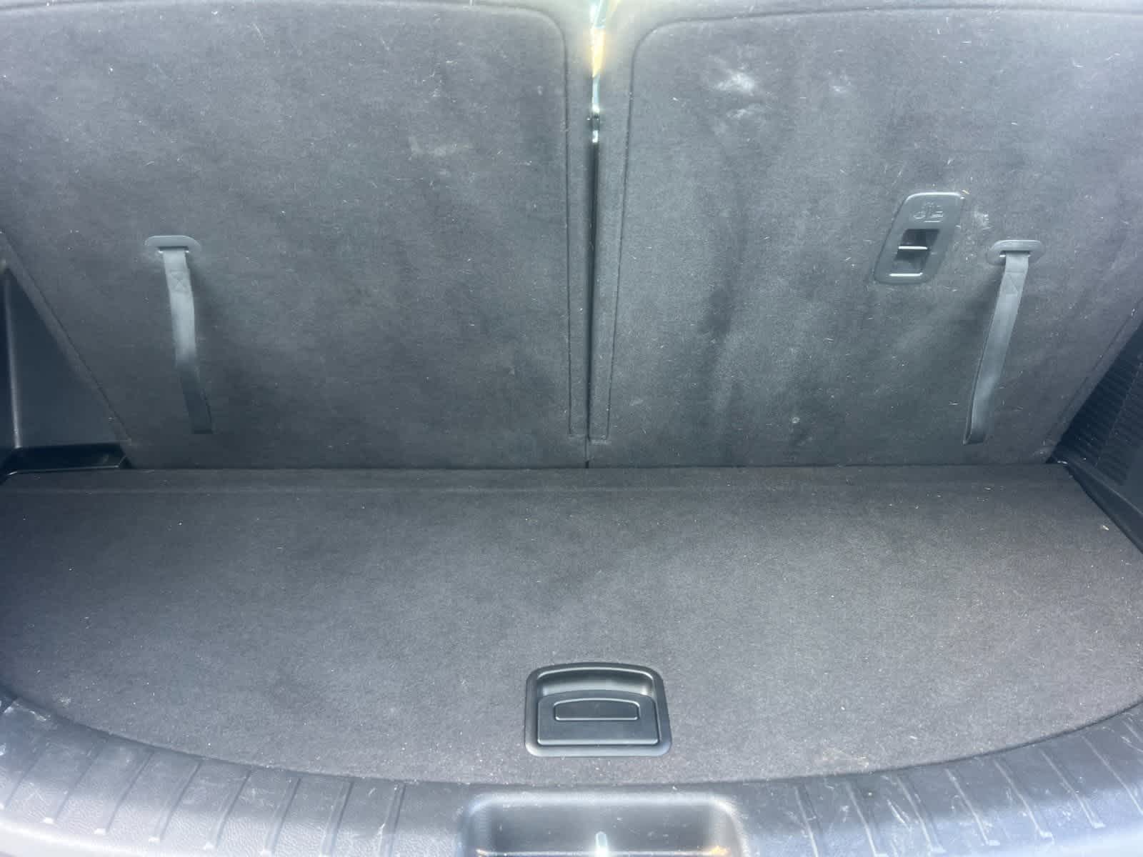 Thumbnail: 2019 Hyundai Santa Fe - 17