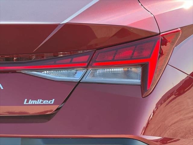 Thumbnail: 2025 Hyundai Elantra - 26