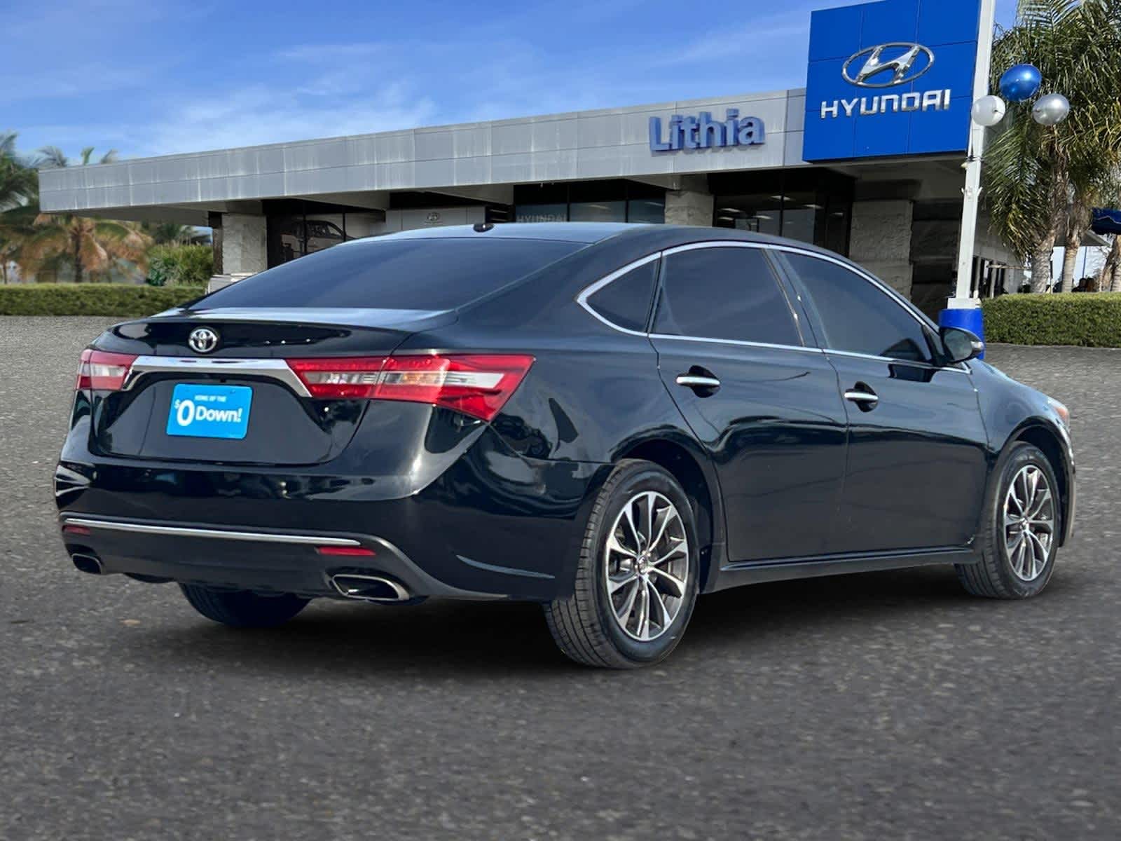 Thumbnail: 2018 Toyota Avalon - 2