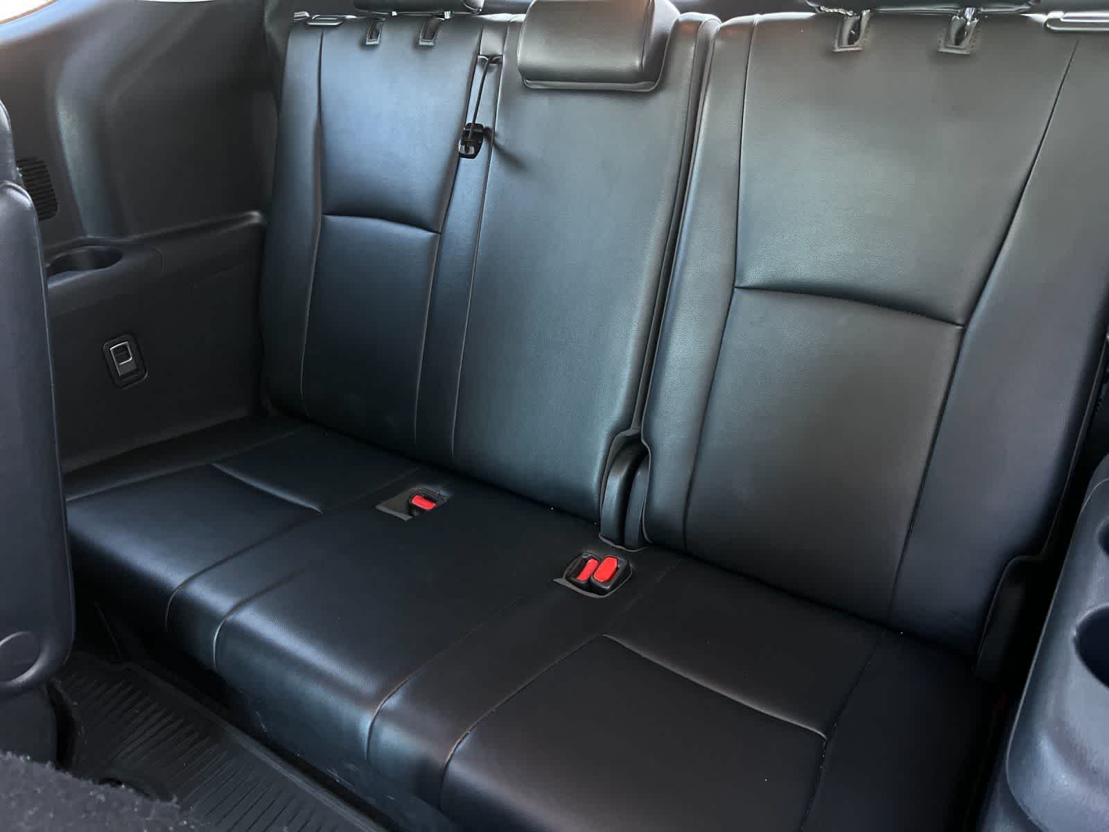 Thumbnail: 2021 Toyota Highlander - 16