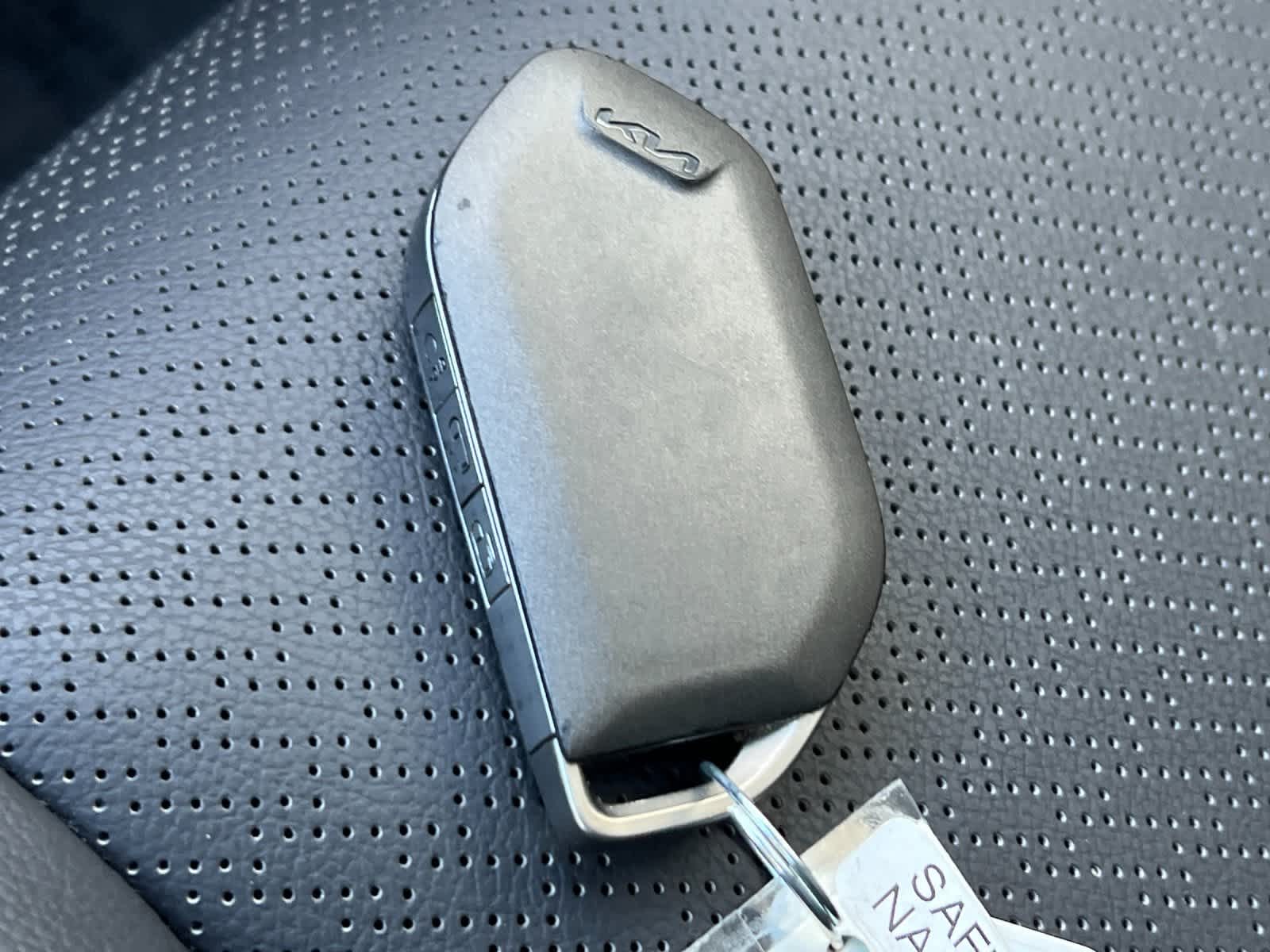 Thumbnail: 2025 Kia Carnival - 30