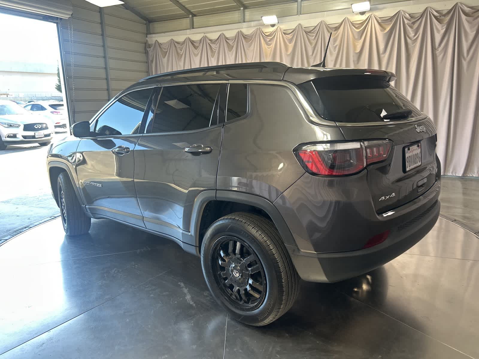 Thumbnail: 2021 Jeep Compass - 15