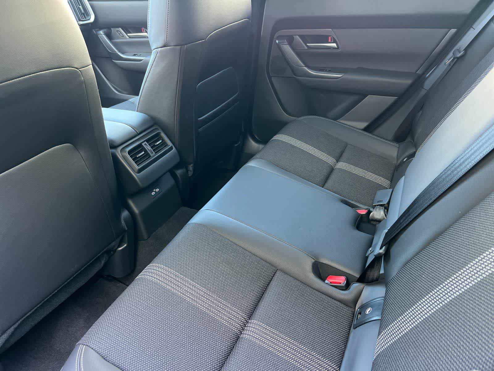 2026 Mazda CX-50 2.5 S Preferred photo 4