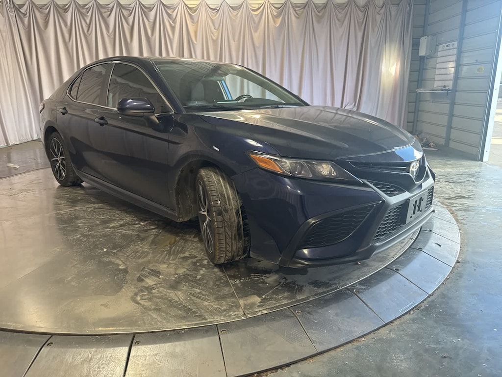 Used 2021 Toyota Camry SE Sedan