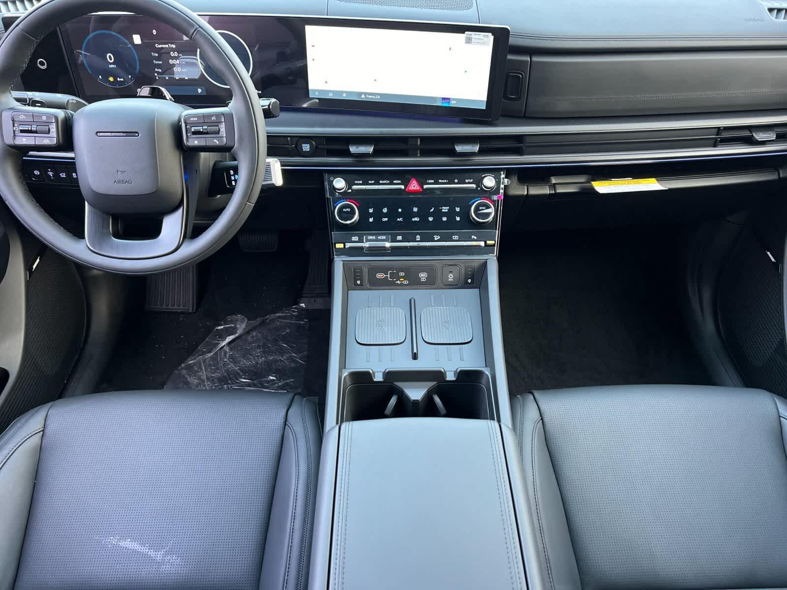 Thumbnail: 2025 Hyundai Santa Fe - 3