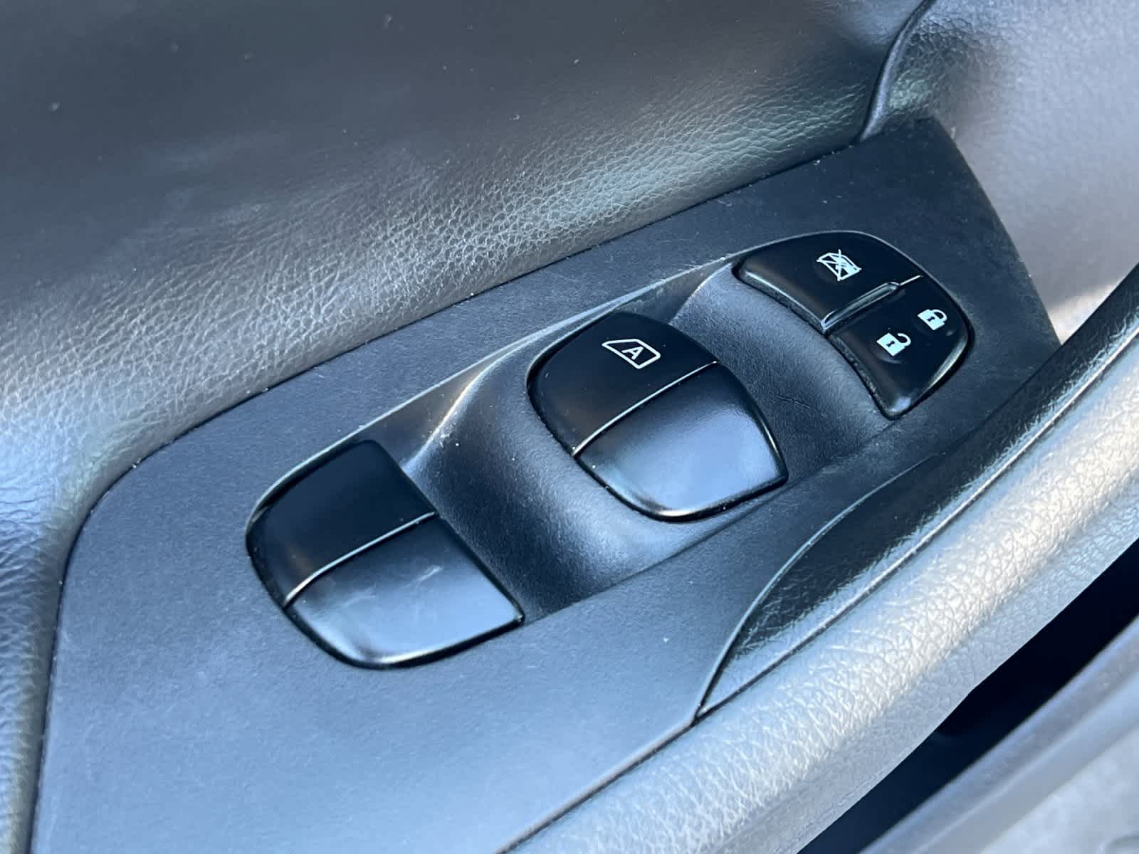 Thumbnail: 2018 Nissan Altima - 13