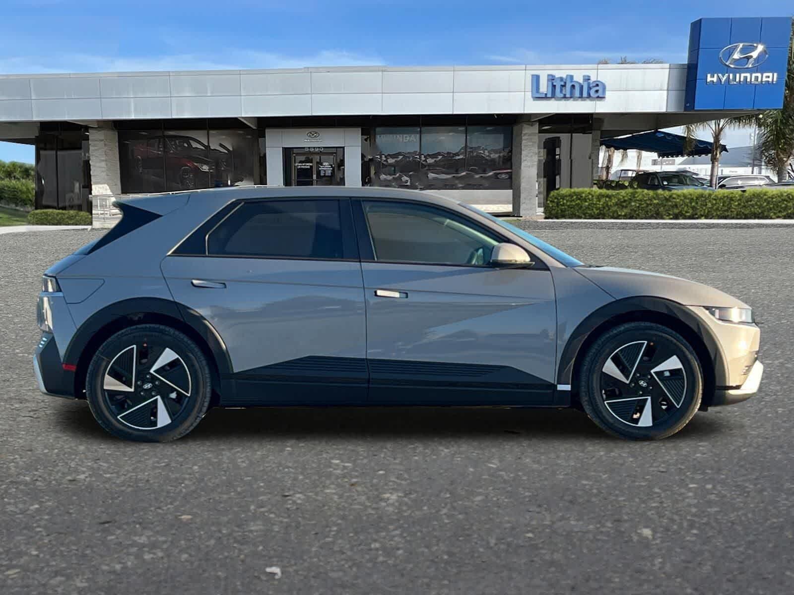 Thumbnail: 2026 Hyundai Ioniq 5 - 8