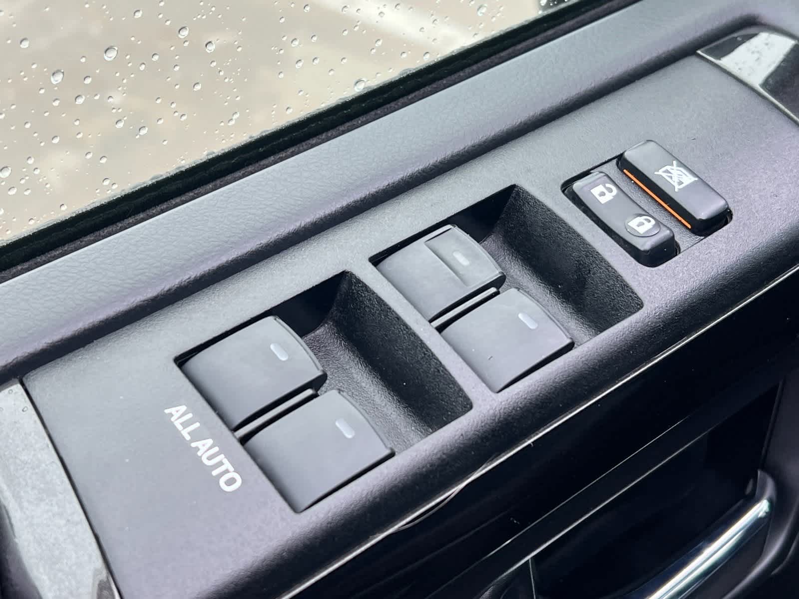 Thumbnail: 2021 Toyota 4Runner - 14