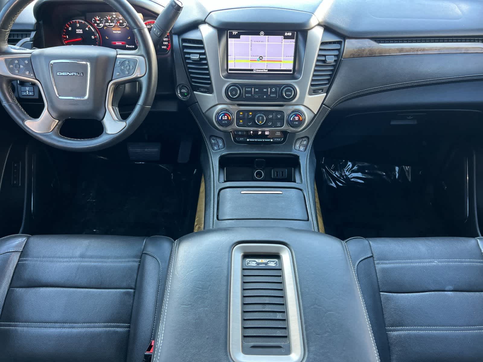 Thumbnail: 2016 GMC Yukon - 3