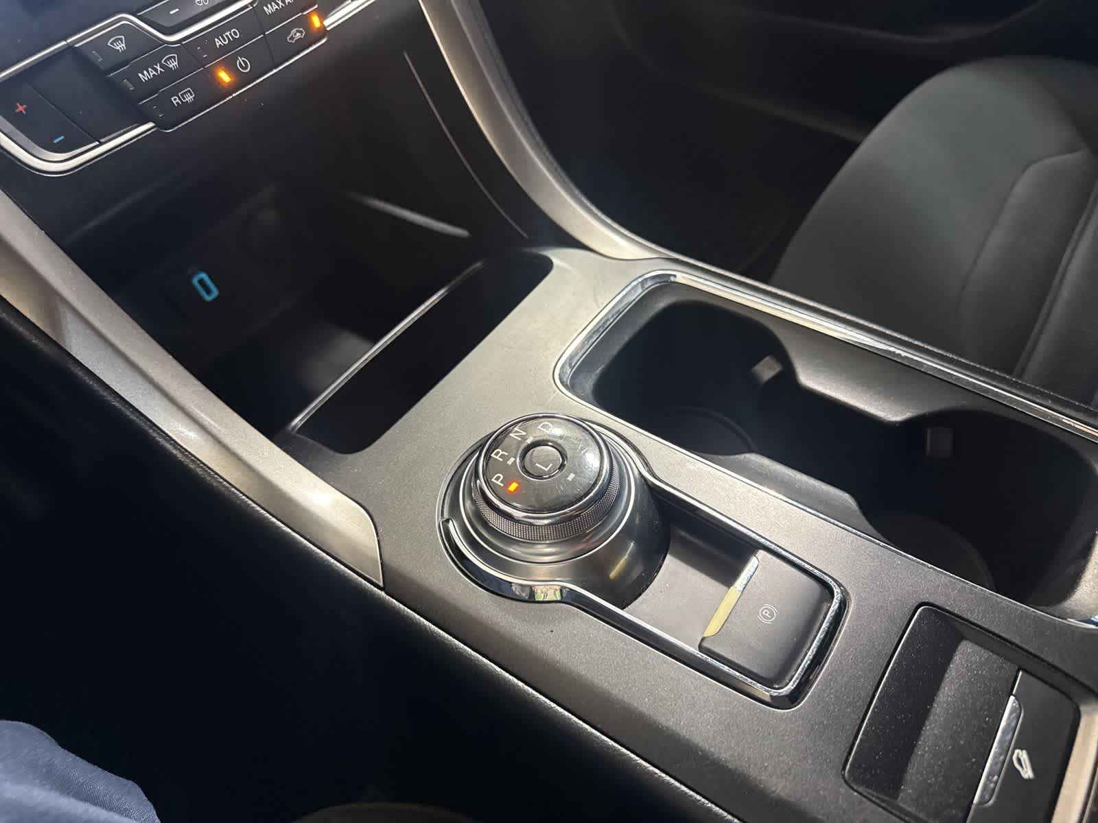 Thumbnail: 2017 Ford Fusion - 25